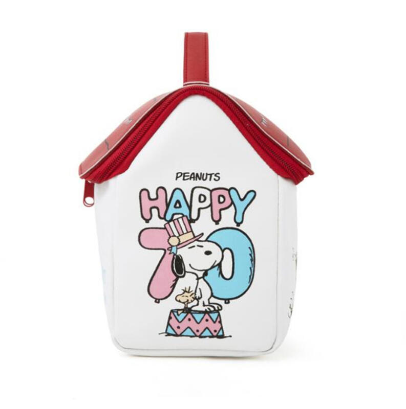Snoopy Doghouse Shape Handheld - Travel Accessories In Japan ulasan dan harga