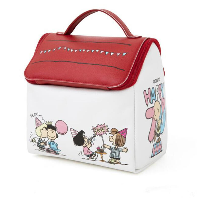 Snoopy Doghouse Shape Handheld - Travel Accessories In Japan ulasan dan harga